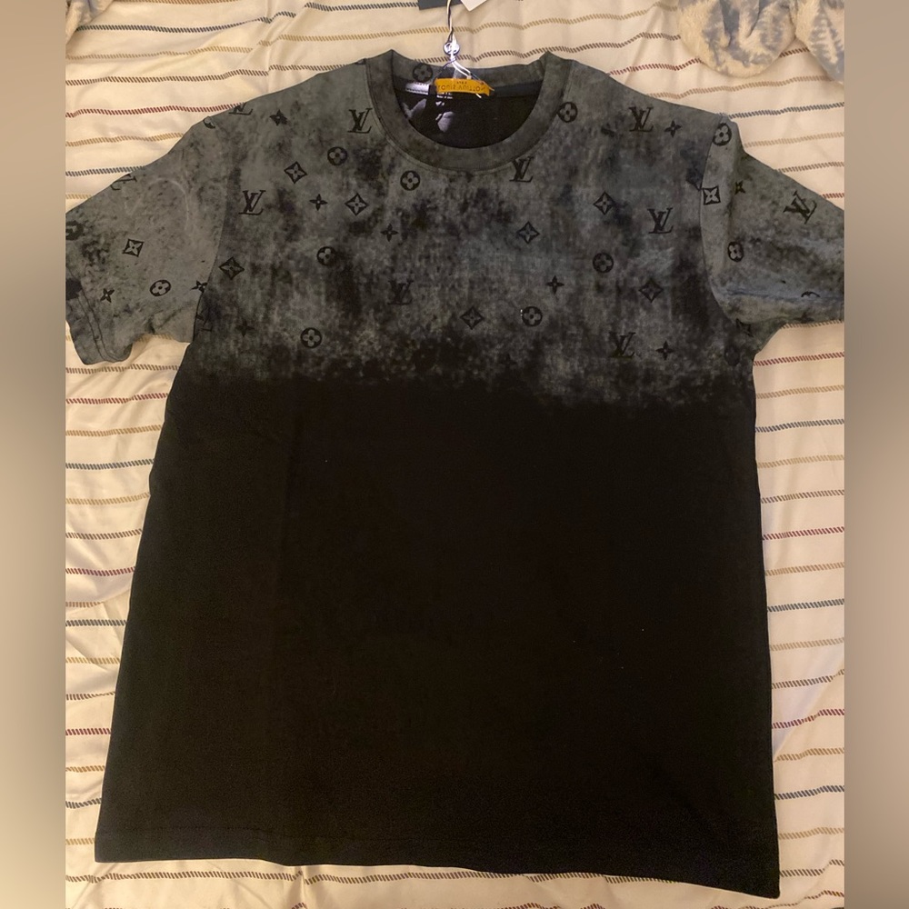 Mens size Small Louis Vuitton Monogram T shirt Brand new with Tags